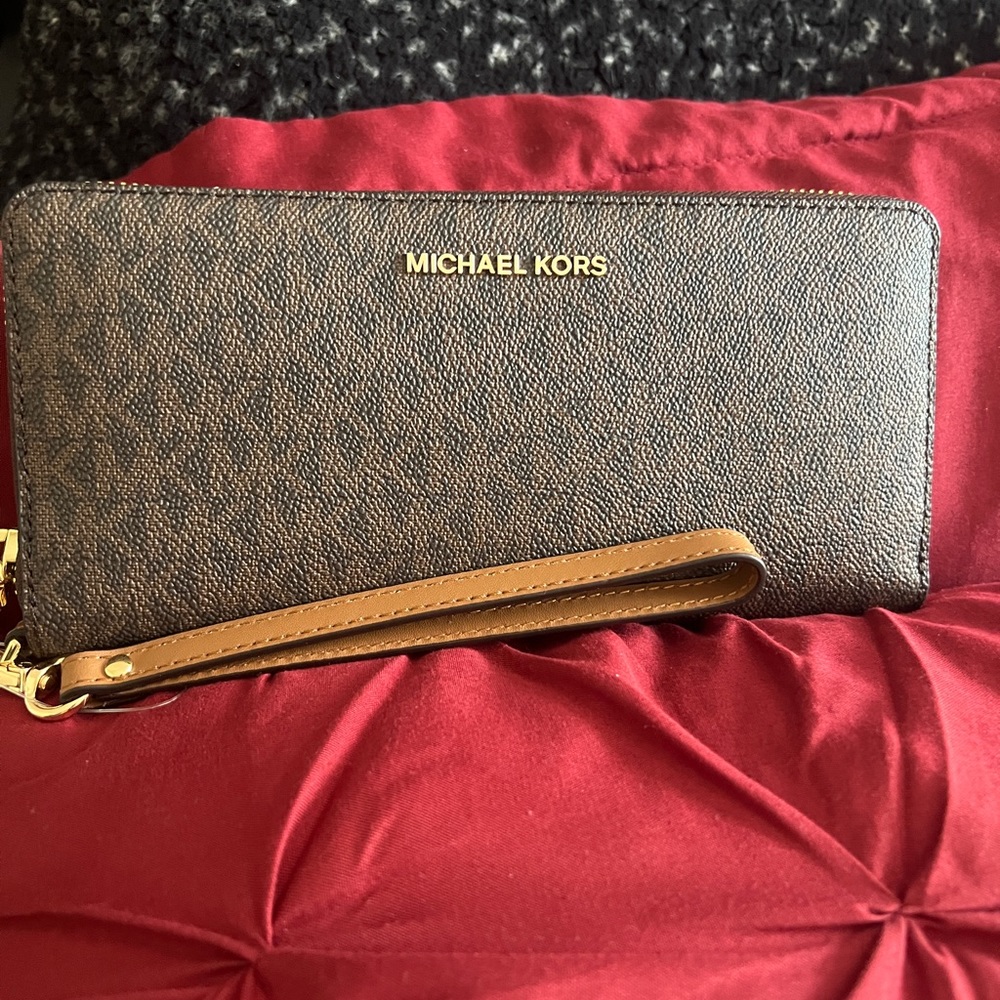 Mk Wallet New !!!